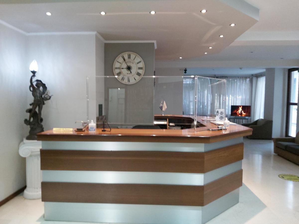 Hotel Omiros 3*