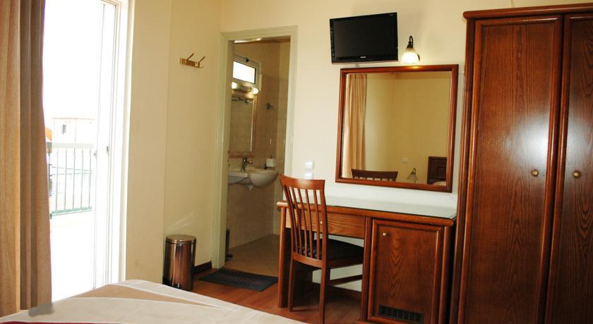 Omiros Hotel