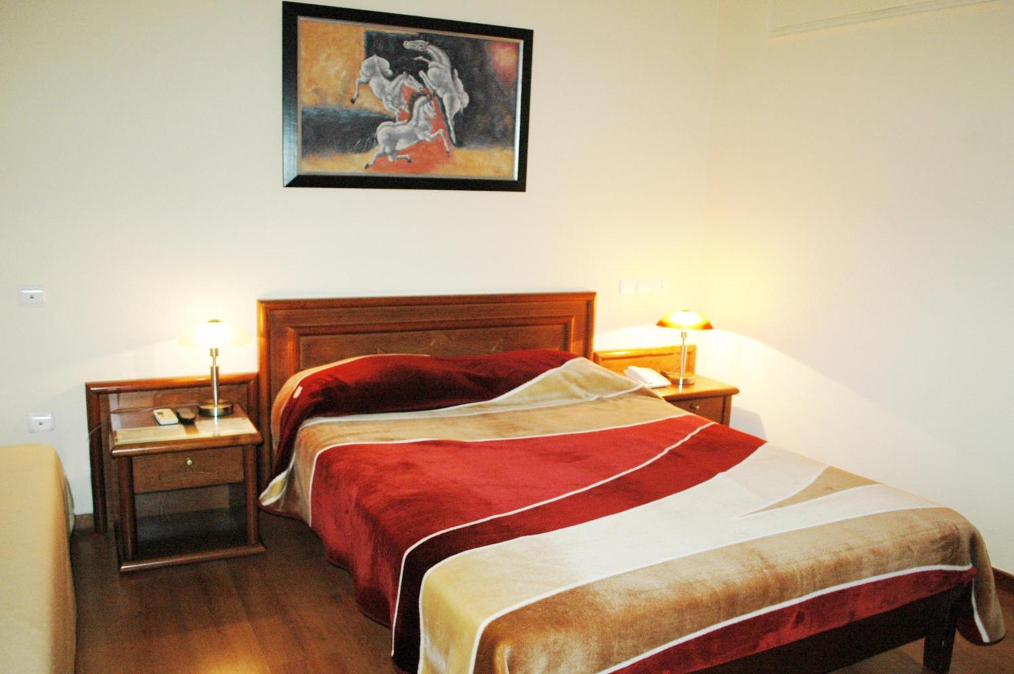 Omiros Athens