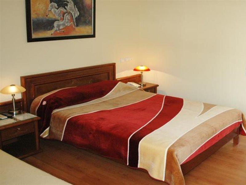 Omiros Hotel